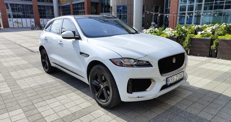 Jaguar F-Pace cena 115000 przebieg: 128000, rok produkcji 2018 z Międzyrzec Podlaski małe 529